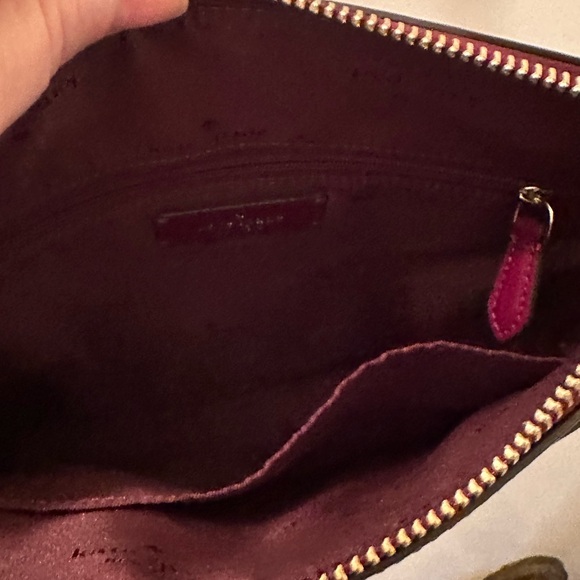 Kate spade Sadie large crossbody. - Picture 3 of 4